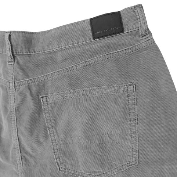 American Eagle Corduroy Mom Jean Womens 16 Long Gray Pleated Soft 100% Cotton - Picture 8 of 12